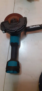 Akumulatorowa szlifierka kątowa 125mm body 18V LXT Makita DGA504Z