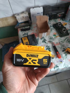 DeWALT DCB184 XR akumulator 18V 5,0Ah oryginał bateria Li-Ion