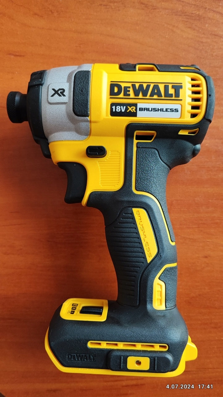 DeWALT DCF887N zakrętarka udarowa bezszczotkowa 3-biegi 18V 205Nm