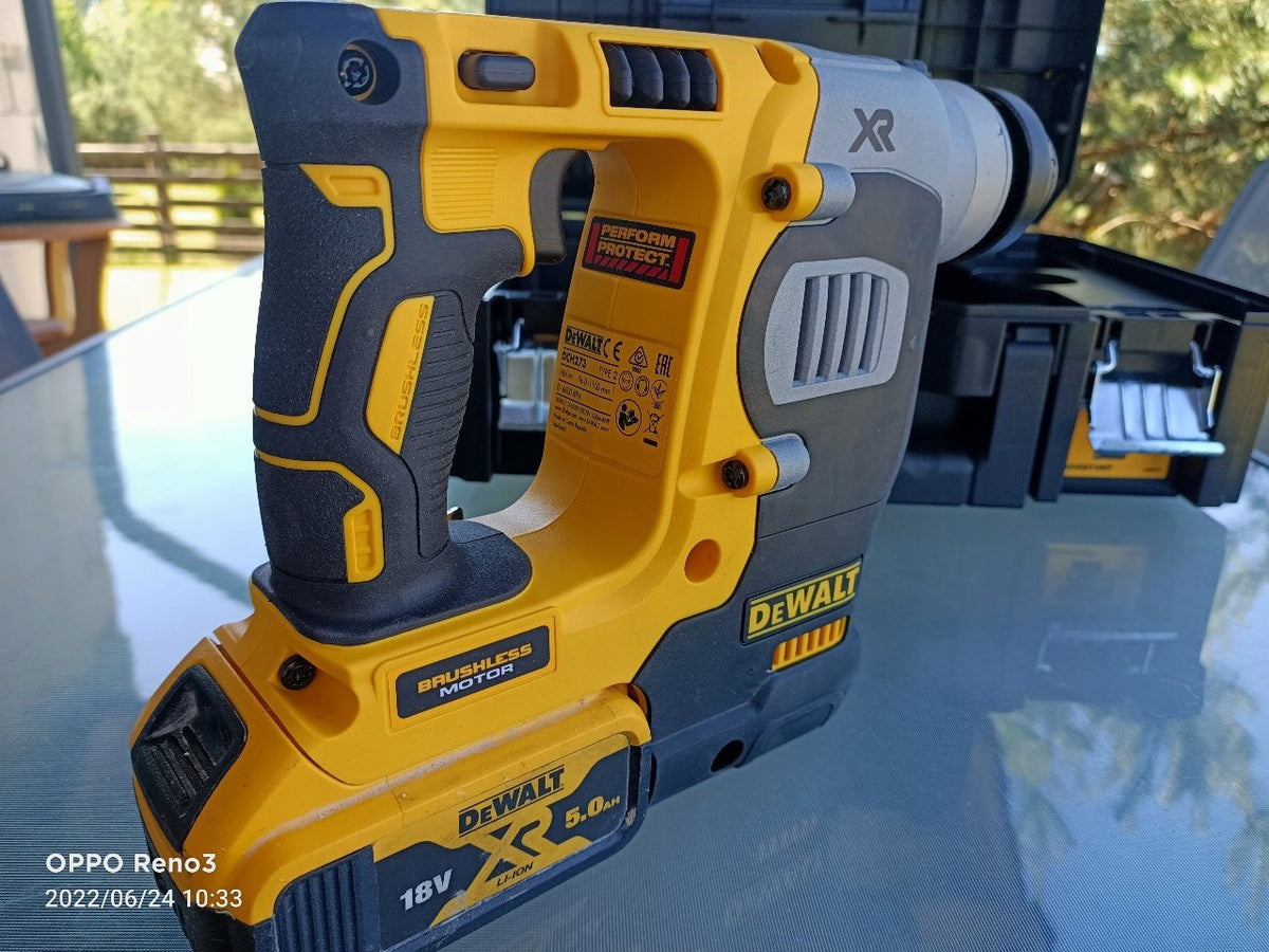DeWALT młotowiertarka na aku 3-funkcyjna 2,1J 18V SDS-Plus body DCH273N