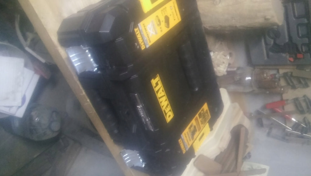 DeWALT młotowiertarka na aku 3-funkcyjna 2,1J 18V SDS-Plus body DCH273N