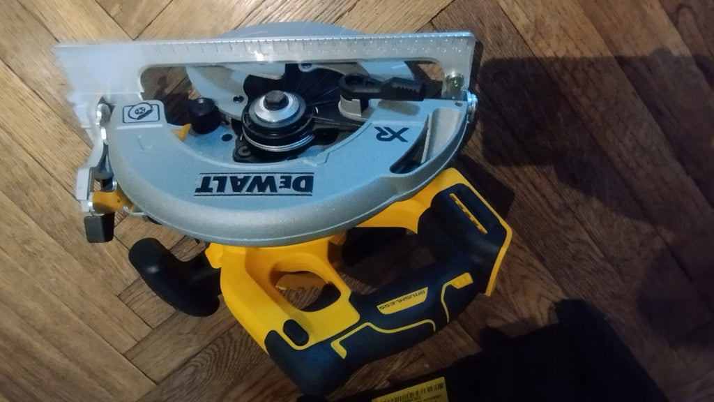 DeWALT pilarka tarczowa akumulatorowa body DCS570NT TSTAK DeWALT 18V 184mm