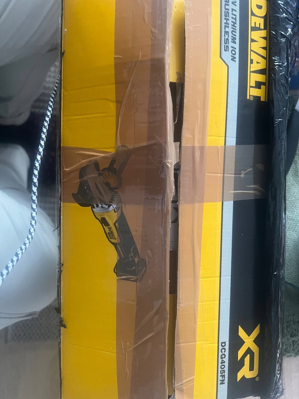 DeWALT szlifierka kątowa płaska DCG405FN 18V XR 125 mm niski profil body