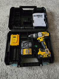 Wiertarko-wkrętarka udarowa DeWALT DCD996N 18V 95Nm, bezszczotkowa (body)