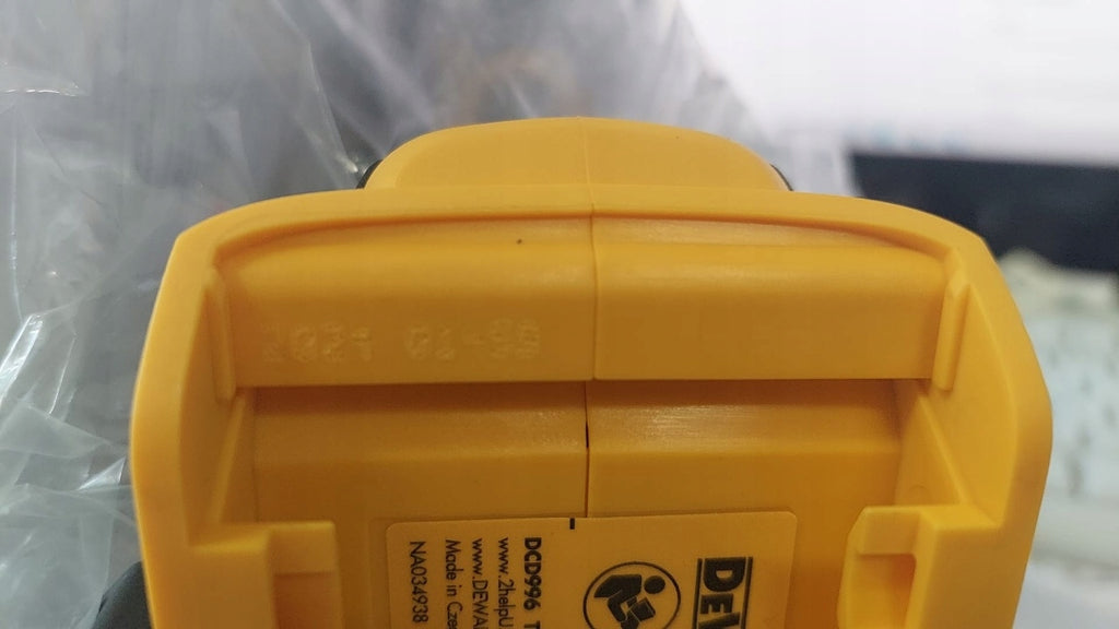 DeWALT wkrętarka udarowa bezszczotkowa 18V 95Nm BL body DCD996N