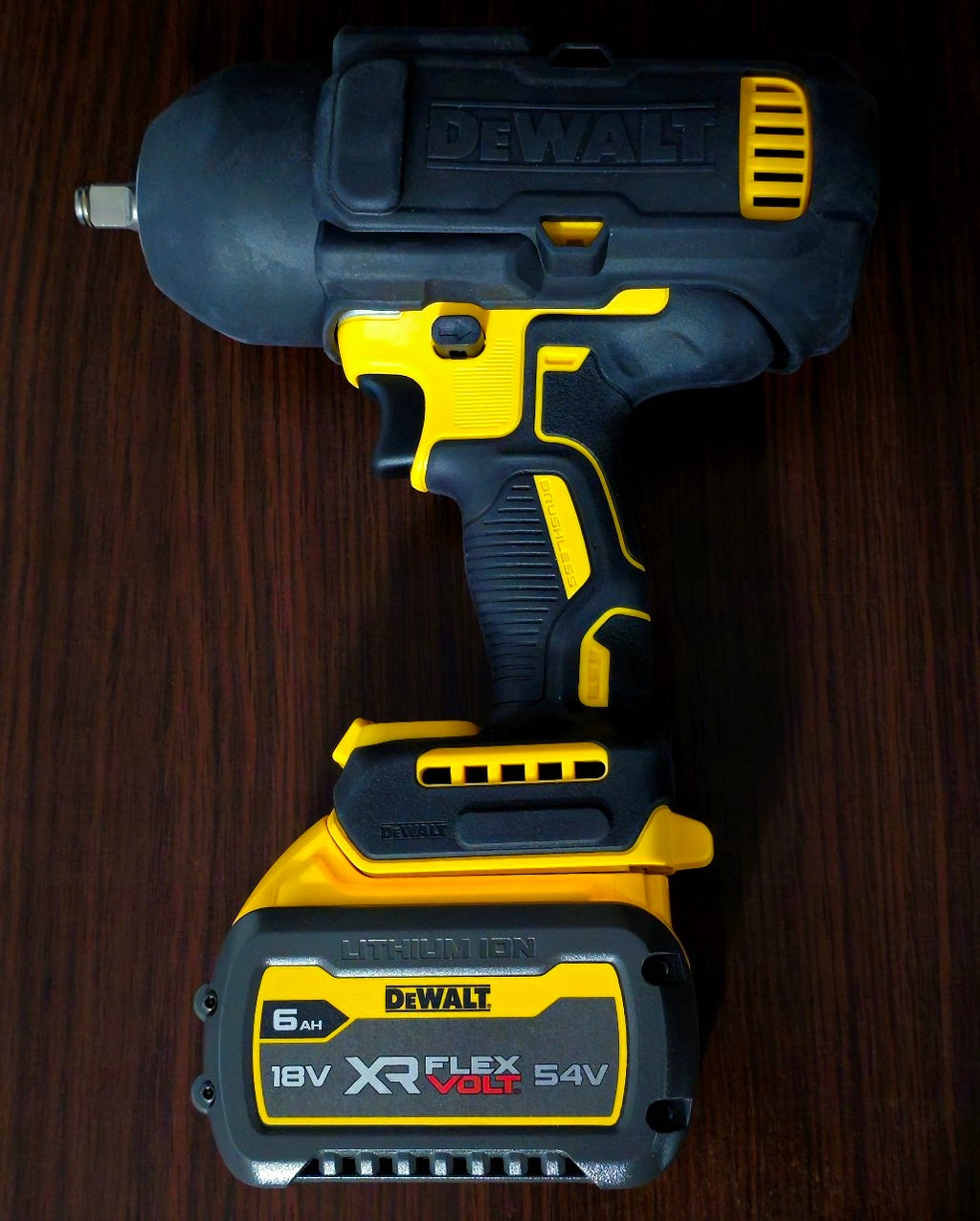 Gumowa osłona zabezpieczająca na klucz DeWALT