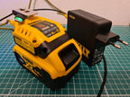 Ładowarka adapter USB powerbank 18V DeWALT DCB094K