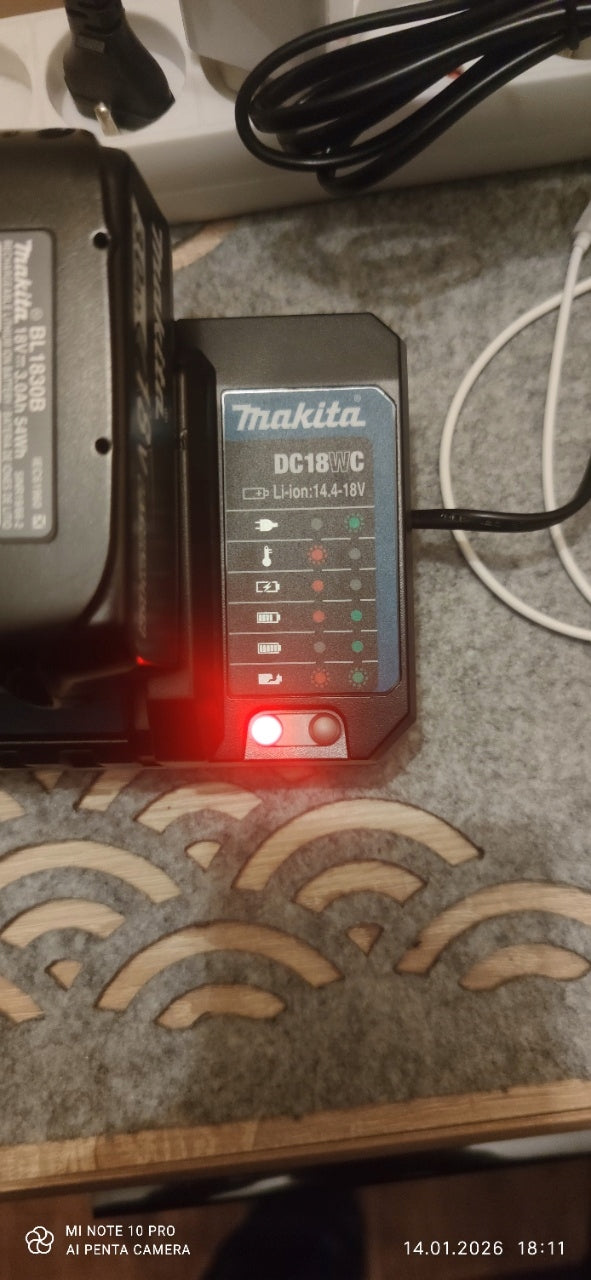 Ładowarka Makita DC18WC 14.4V 18V LXT oryginalna do akumulatora bateri