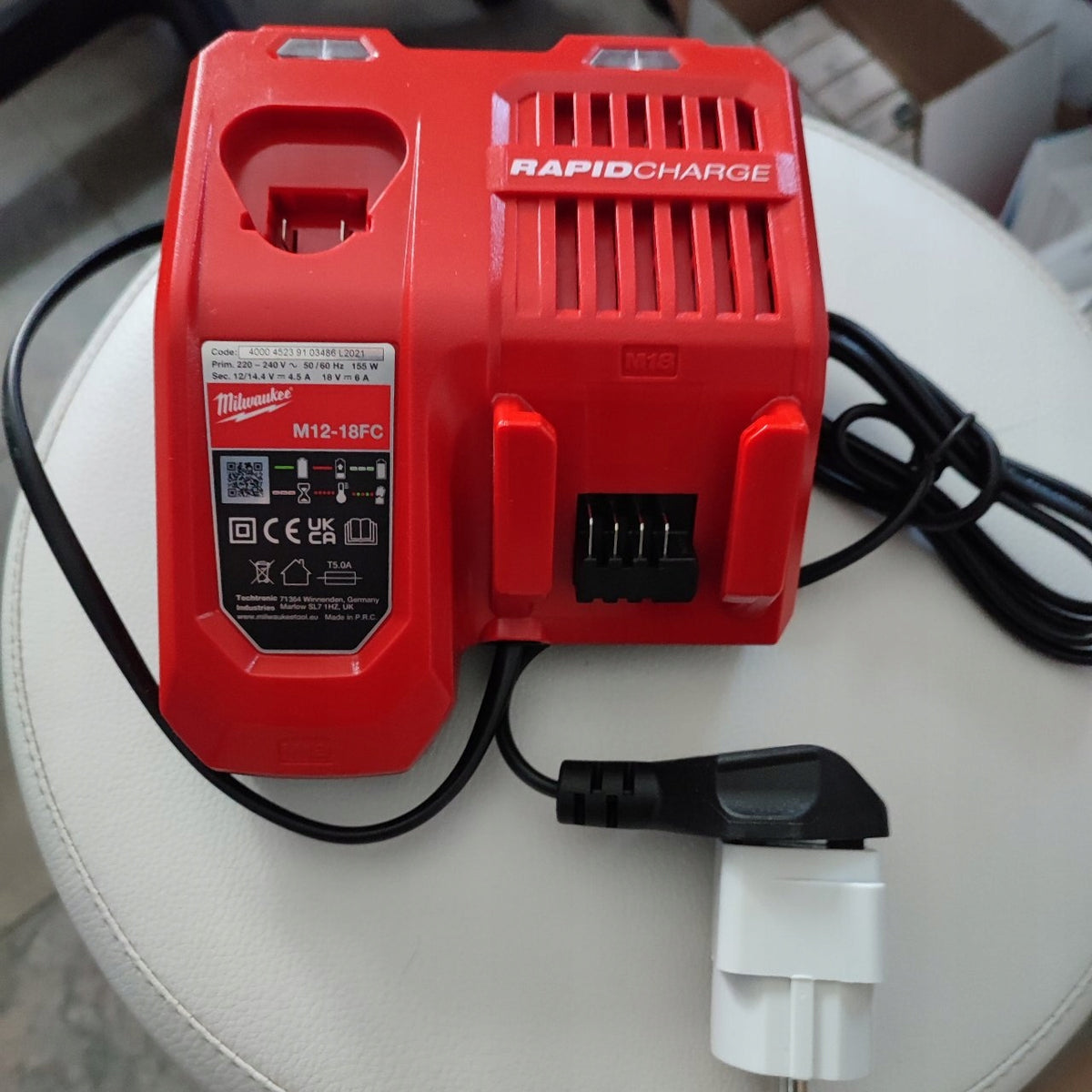 Ładowarka Milwaukee 4932451079 M12-18 FC 12-18V
