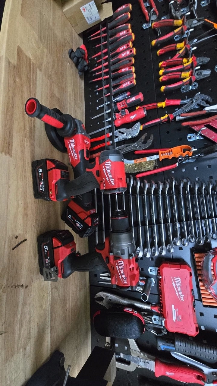 Milwaukee M18 FPP2A3-502X zestaw narzędzi