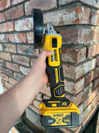 Szlifierka kątowa DeWALT, DCG405