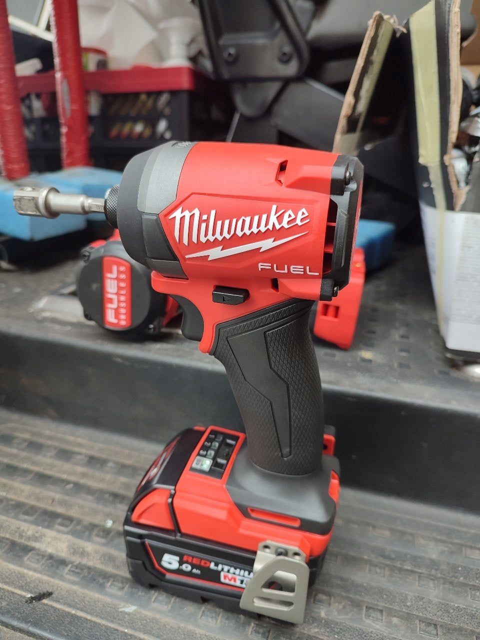 Zakrętarka udarowa 1/4'' 18V Milwaukee M18 FID3-0