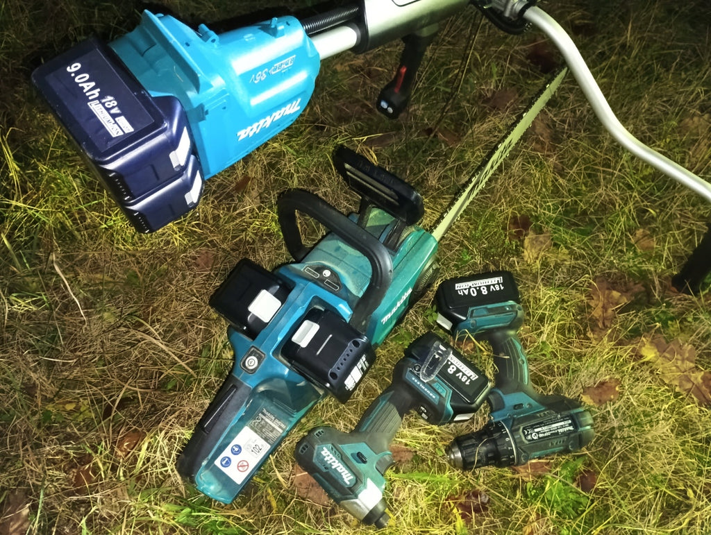 Zestaw 2 x akumulator Makita 18 V 5Ah BL1850B + ładowarka DC18RC