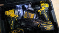 Zestaw combo wkrętarka DCD709 + zakrętarka DCF809 2x4Ah DeWALT DCK2062M2T