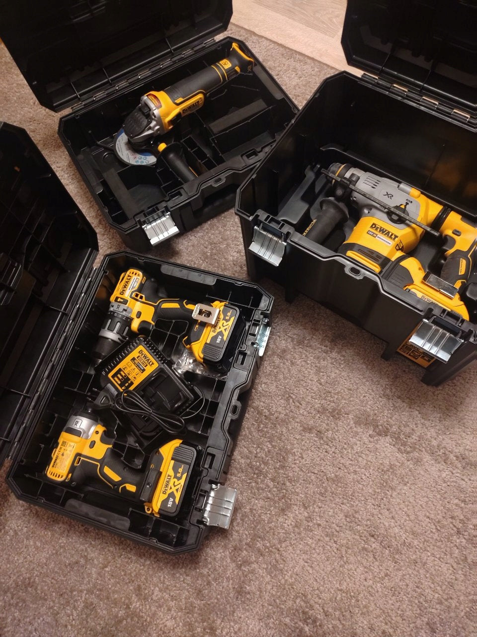 Zestaw elektronarzędzi DeWALT DCG405+DCH172+DCD796+DCF887